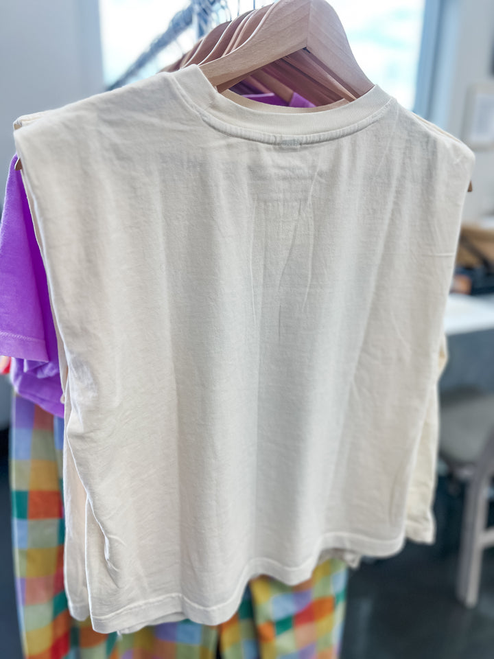 Back view of highland cow muscle tee
