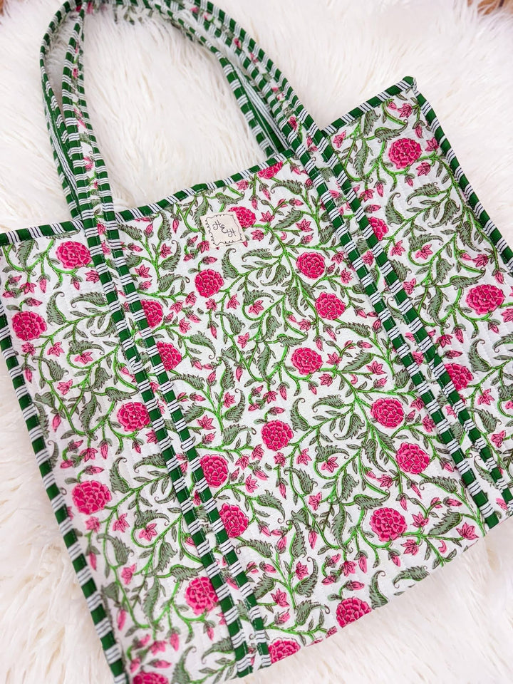 Quilted aesthetic tote bag for every day use 
