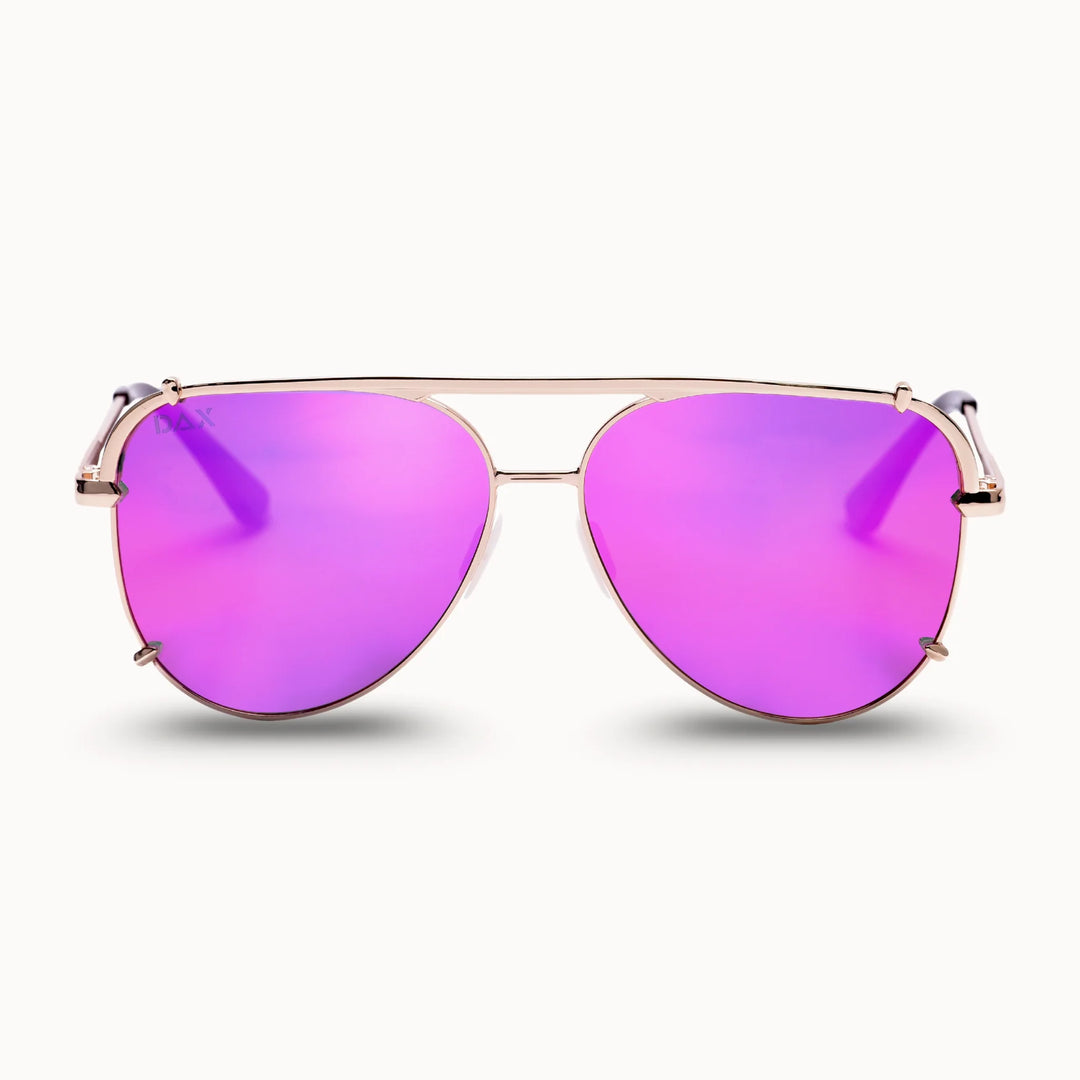 Aviator sunglasses with pink lenses and gold frames 