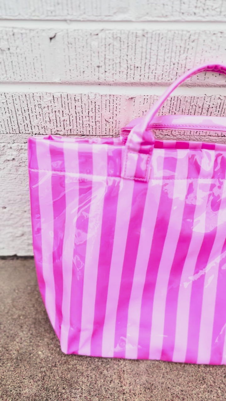 video of light and dark striped tote
